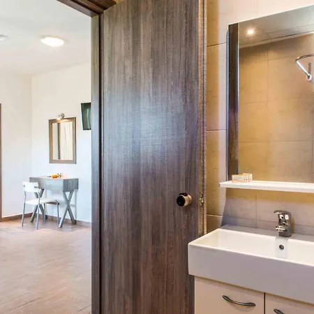 Apart-hotel Gerona Mare